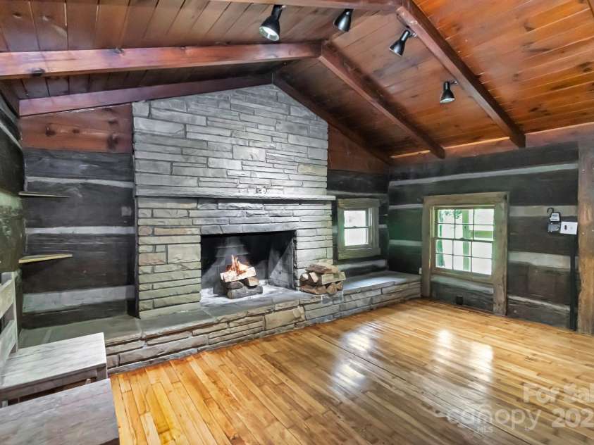 2967 Roby Martin Road, Lenoir, NC 28645.  MLS# CAR4328252, YatesRealty ID 21951. 