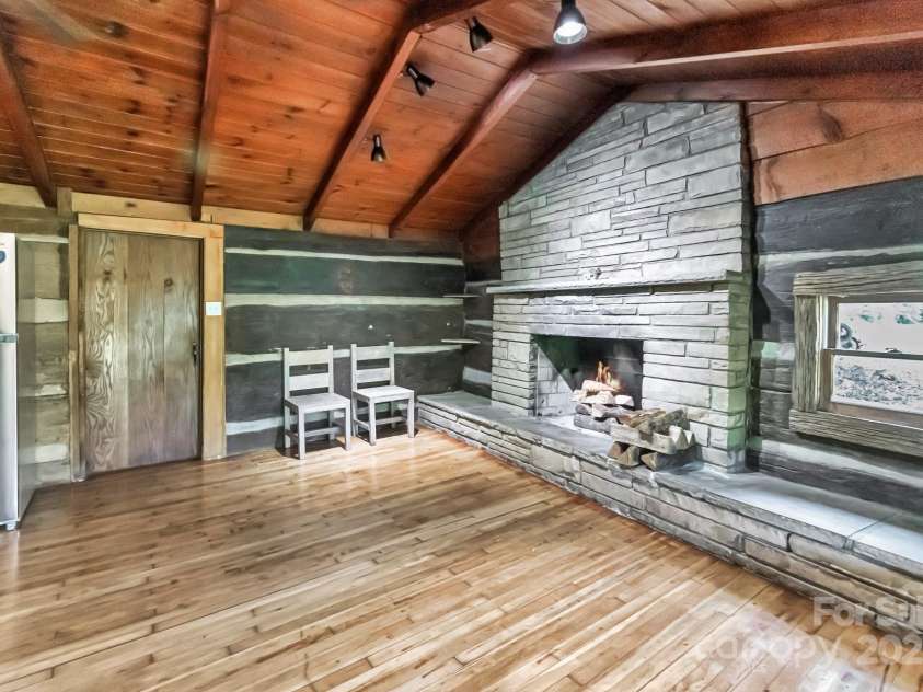 2967 Roby Martin Road, Lenoir, NC 28645.  MLS# CAR4328252, YatesRealty ID 21951. 