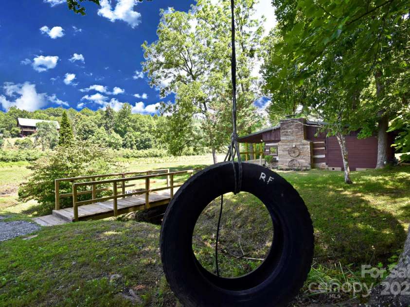 2967 Roby Martin Road, Lenoir, NC 28645.  MLS# CAR4328252, YatesRealty ID 21951. 