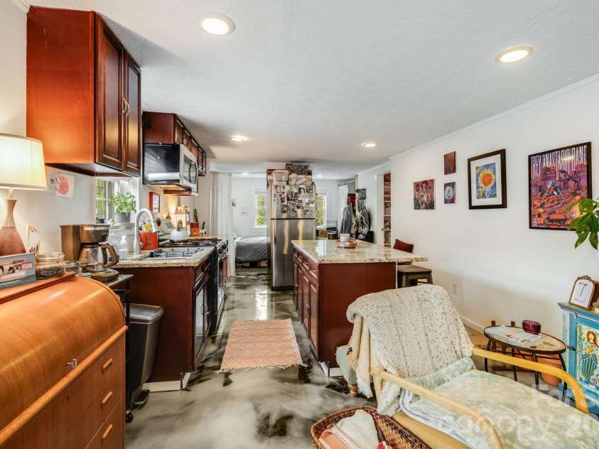 107 Courtland Avenue, Asheville, NC 28801.  MLS# CAR4376607, YatesRealty ID 21952. Lower unit kitchen 