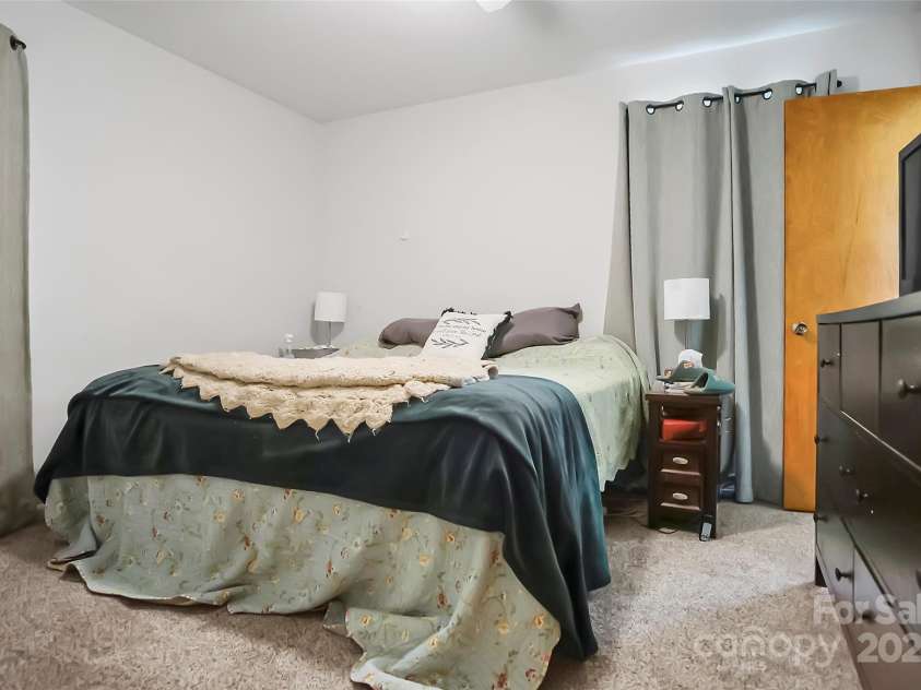 113 Academy Street, Mooresboro, NC 28114.  MLS# CAR4274281, YatesRealty ID 21952. 