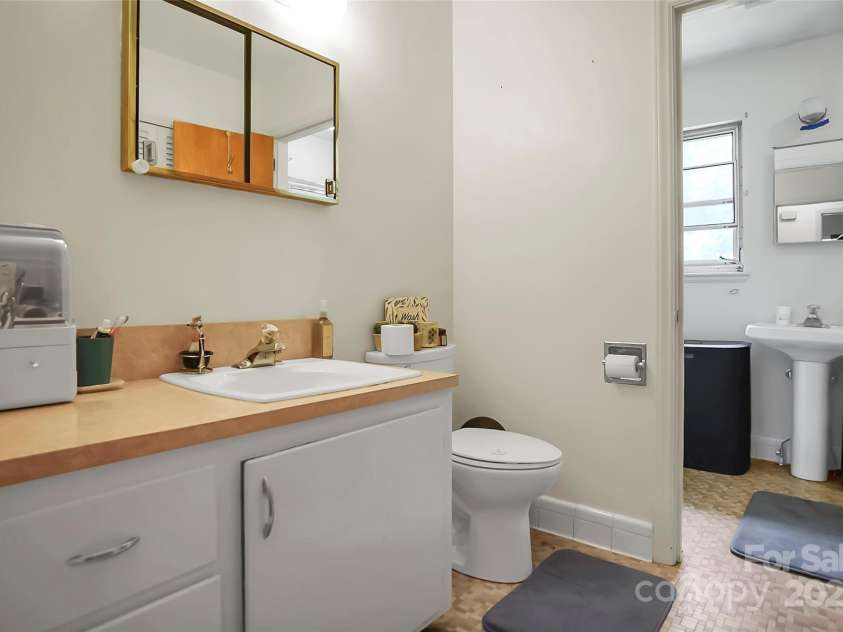 113 Academy Street, Mooresboro, NC 28114.  MLS# CAR4274281, YatesRealty ID 21952. 