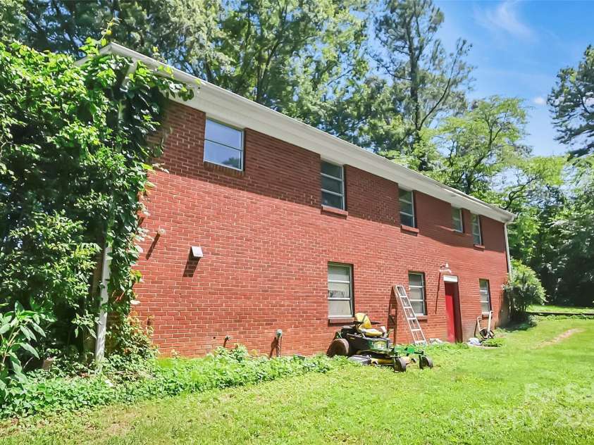 113 Academy Street, Mooresboro, NC 28114.  MLS# CAR4274281, YatesRealty ID 21952. 