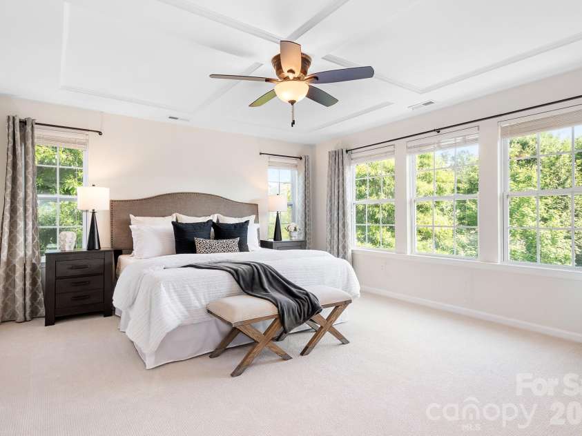 15403 Oleander Drive, Charlotte, NC 28278.  MLS# CAR4369948, YatesRealty ID 21953. Primary BR (Upper Lvl)