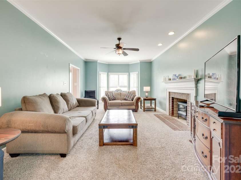 2014 Steeplechase Drive, Rock Hill, SC 29732.  MLS# CAR4274853, YatesRealty ID 21954. 