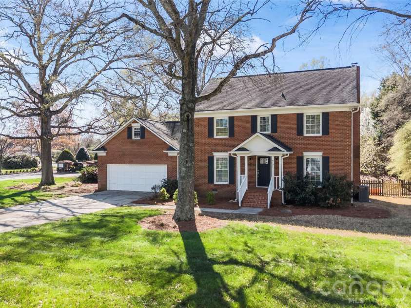 6101 Boykin Spaniel Road, Charlotte, NC 28277.  MLS# CAR4358674, YatesRealty ID 21954. 