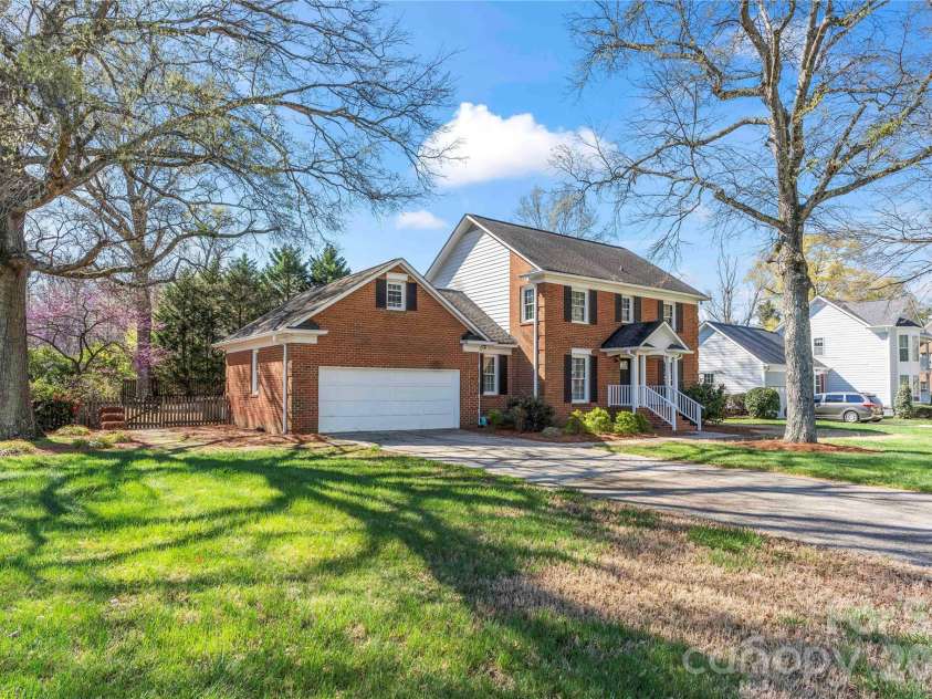 6101 Boykin Spaniel Road, Charlotte, NC 28277.  MLS# CAR4358674, YatesRealty ID 21954. 