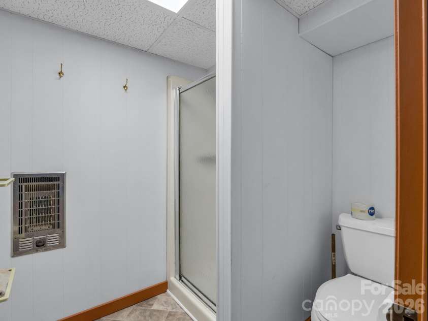 2521 Cat Square Road, Vale, NC 28168.  MLS# CAR4367429, YatesRealty ID 21955. Bathroom in basement