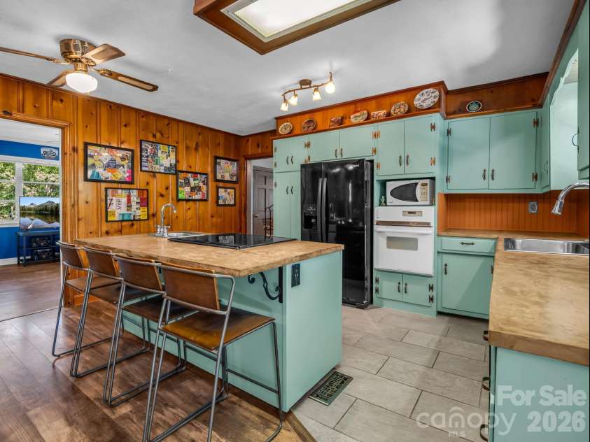 2521 Cat Square Road, Vale, NC 28168.  MLS# CAR4367429, YatesRealty ID 21955. Kitchen