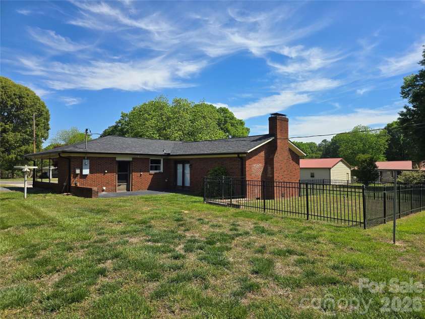 513 Sides Street, Rockwell, NC 28138.  MLS# CAR4370836, YatesRealty ID 21956. 