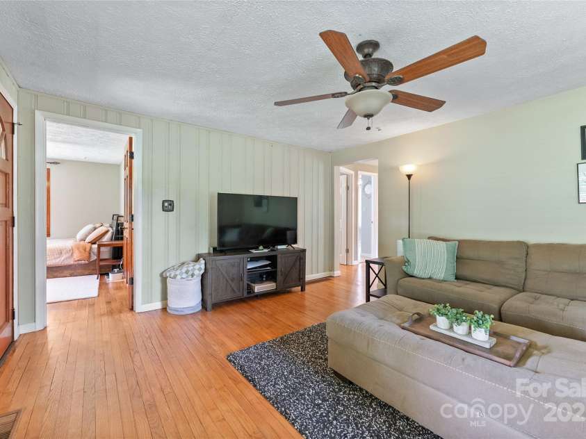 63 McDonald Road, Arden, NC 28704.  MLS# CAR4267669, YatesRealty ID 21957. 