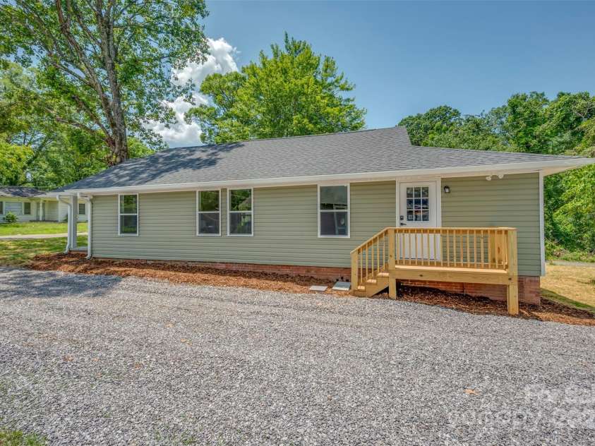 126 Campbell Street, Spindale, NC 28160.  MLS# CAR4273972, YatesRealty ID 21958. 