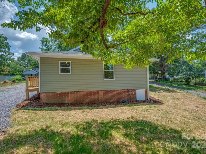 126 Campbell Street, Spindale, NC 28160.  MLS# CAR4273972, YatesRealty ID 21958. 