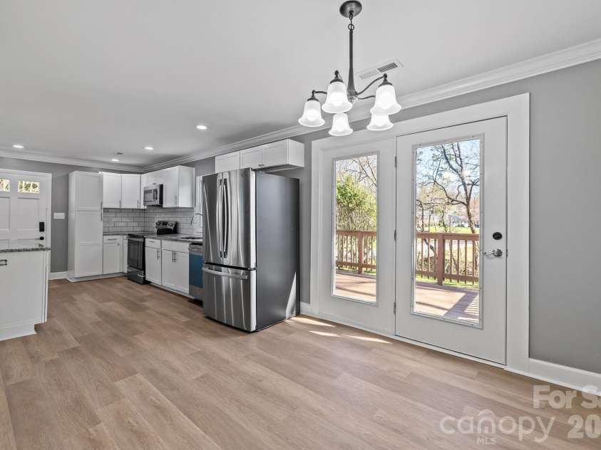 1722 Hartford Drive, Gastonia, NC 28052.  MLS# CAR4355562, YatesRealty ID 21958. 