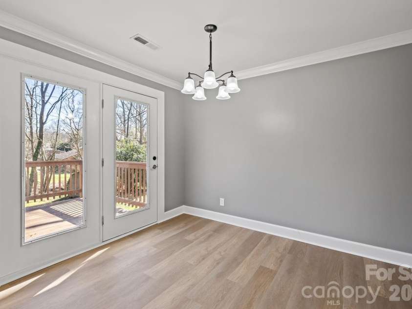 1722 Hartford Drive, Gastonia, NC 28052.  MLS# CAR4355562, YatesRealty ID 21958. 