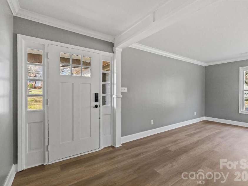 1722 Hartford Drive, Gastonia, NC 28052.  MLS# CAR4355562, YatesRealty ID 21958. 