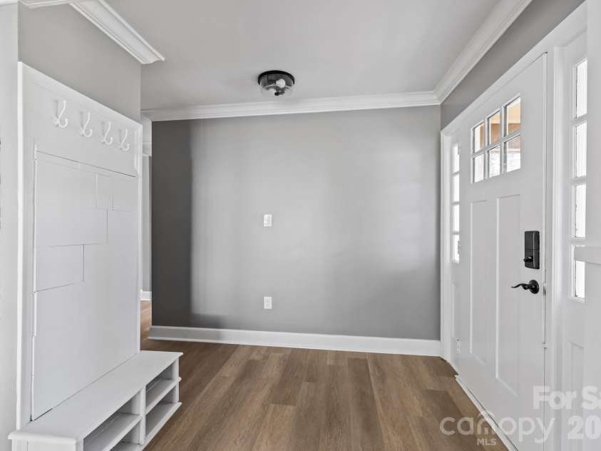 1722 Hartford Drive, Gastonia, NC 28052.  MLS# CAR4355562, YatesRealty ID 21958. 
