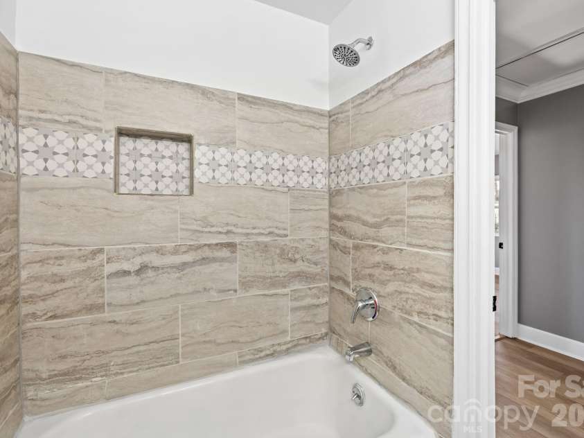 1722 Hartford Drive, Gastonia, NC 28052.  MLS# CAR4355562, YatesRealty ID 21958. 