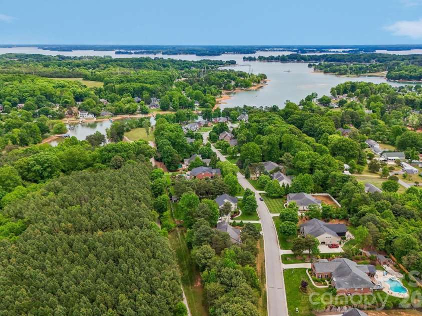 7873 Harbor Master Court, Denver, NC 28037.  MLS# CAR4376502, YatesRealty ID 21959. 