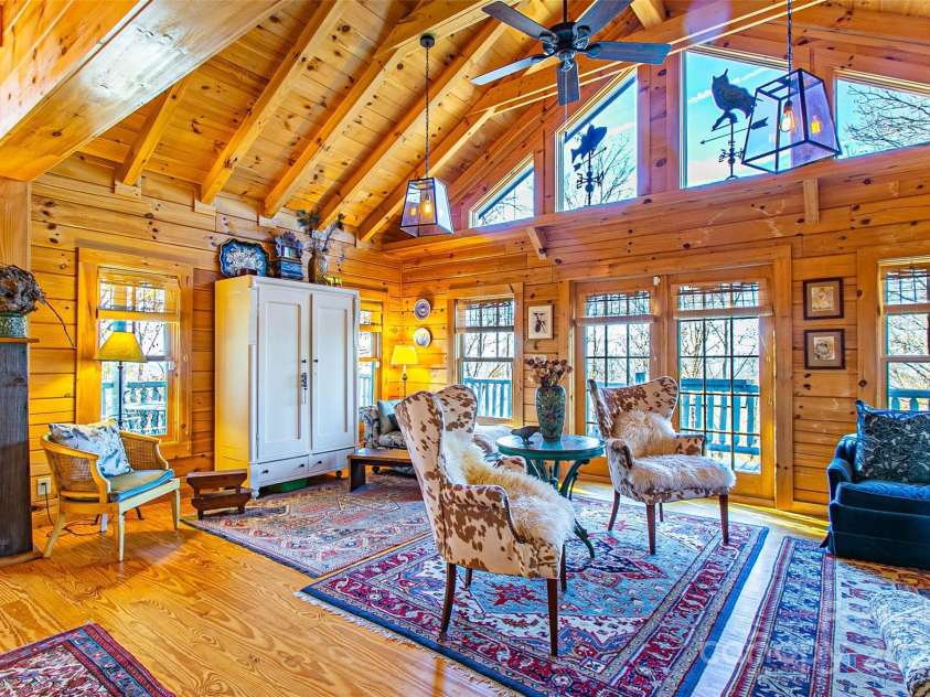 126 Bradley Ascent Court, Hendersonville, NC 28792.  MLS# CAR4194387, YatesRealty ID 2196. 