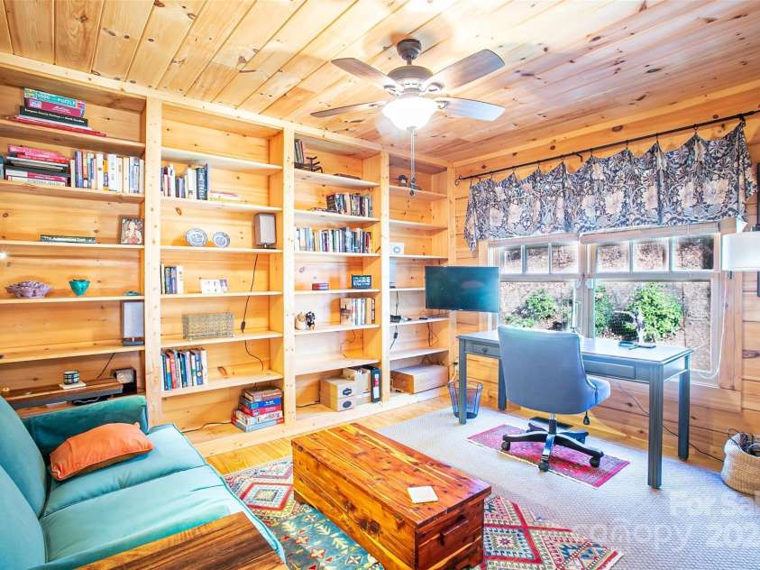 126 Bradley Ascent Court, Hendersonville, NC 28792.  MLS# CAR4194387, YatesRealty ID 2196. 