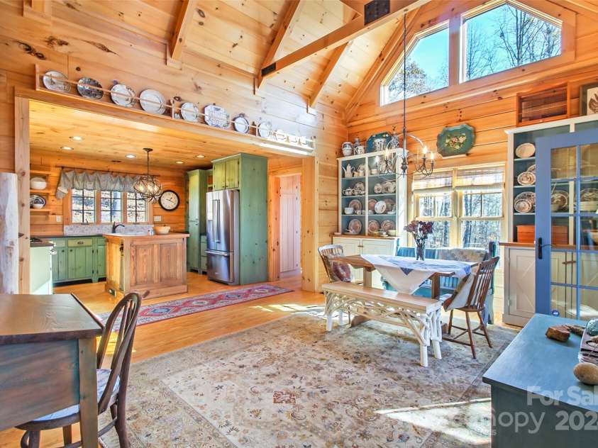 126 Bradley Ascent Court, Hendersonville, NC 28792.  MLS# CAR4194387, YatesRealty ID 2196. 