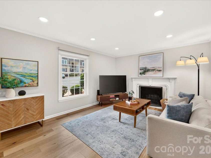 3500 Colony Road, Charlotte, NC 28211.  MLS# CAR4409416, YatesRealty ID 2196. 