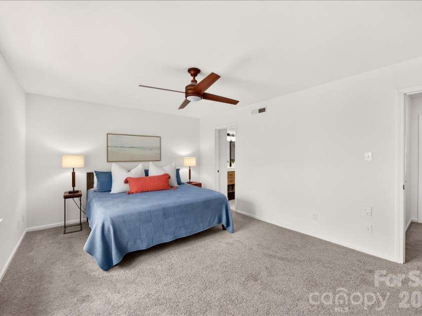 3500 Colony Road, Charlotte, NC 28211.  MLS# CAR4409416, YatesRealty ID 2196. 