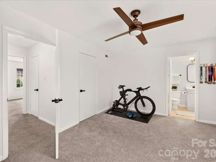 3500 Colony Road, Charlotte, NC 28211.  MLS# CAR4409416, YatesRealty ID 2196. 
