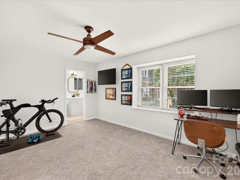 3500 Colony Road, Charlotte, NC 28211.  MLS# CAR4409416, YatesRealty ID 2196. 