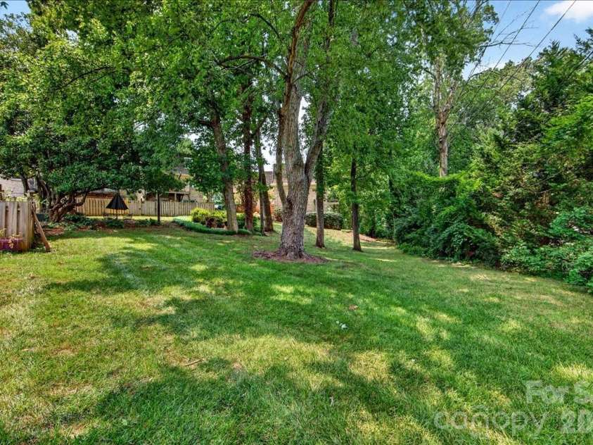 3500 Colony Road, Charlotte, NC 28211.  MLS# CAR4409416, YatesRealty ID 2196. 