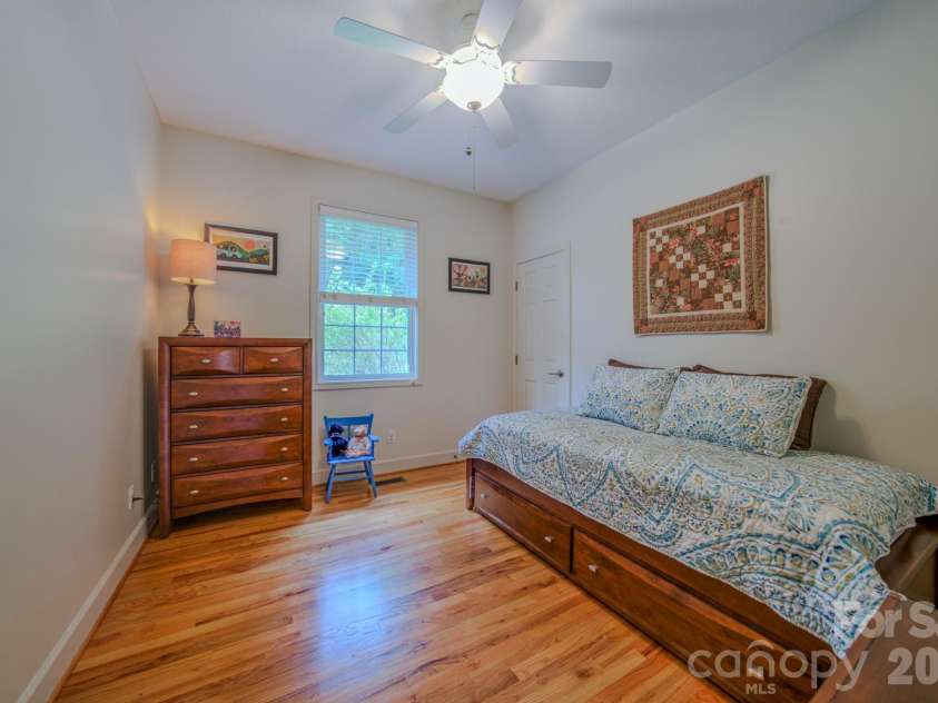 9 Double Eagle Drive, Weaverville, NC 28787.  MLS# CAR4367152, YatesRealty ID 21962. 3rd bedroom