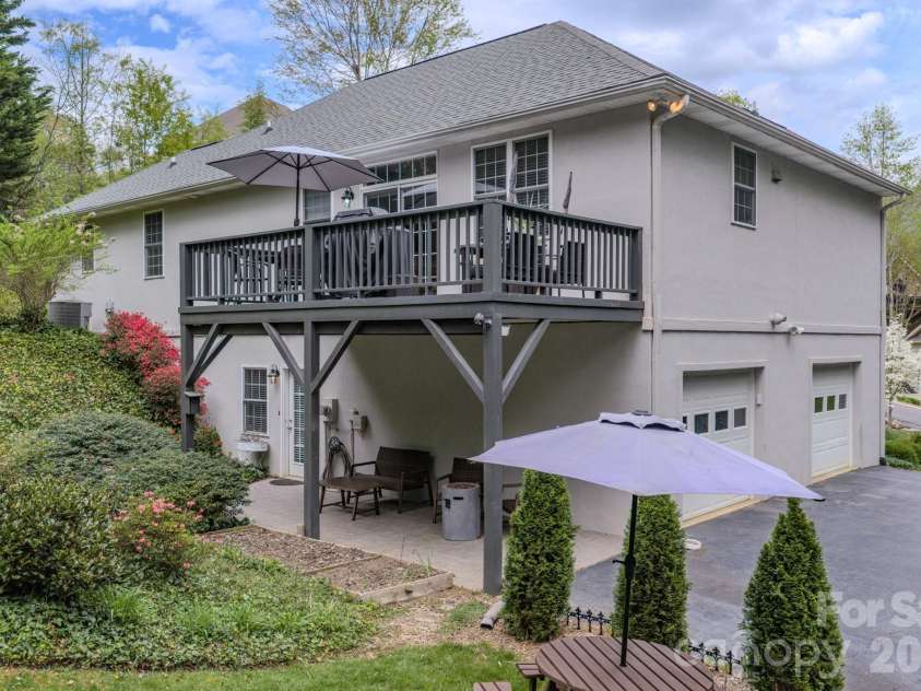 9 Double Eagle Drive, Weaverville, NC 28787.  MLS# CAR4367152, YatesRealty ID 21962. Great place for a hot tub!