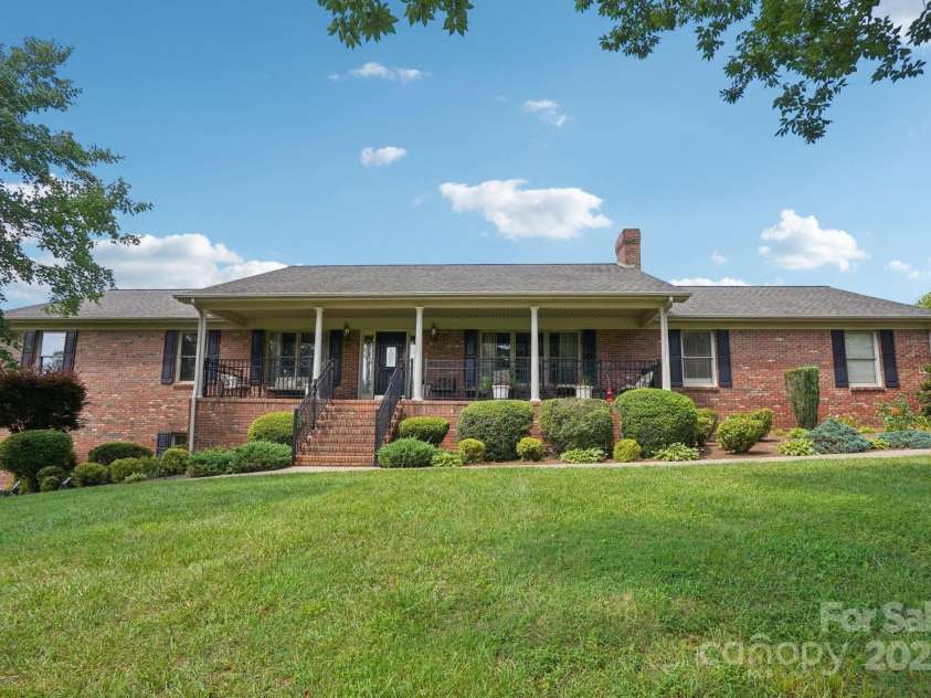 3381 Elaine Avenue, Lincolnton, NC 28092.  MLS# CAR4274962, YatesRealty ID 21964. 3381 Elaine Avenue