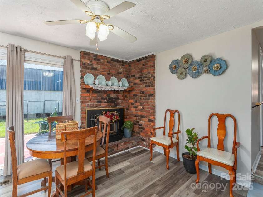 10 Estes Drive, Waynesville, NC 28786.  MLS# CAR4265558, YatesRealty ID 21965. 