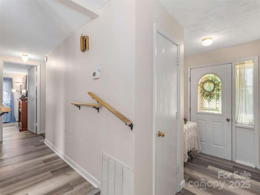 10 Estes Drive, Waynesville, NC 28786.  MLS# CAR4265558, YatesRealty ID 21965. 