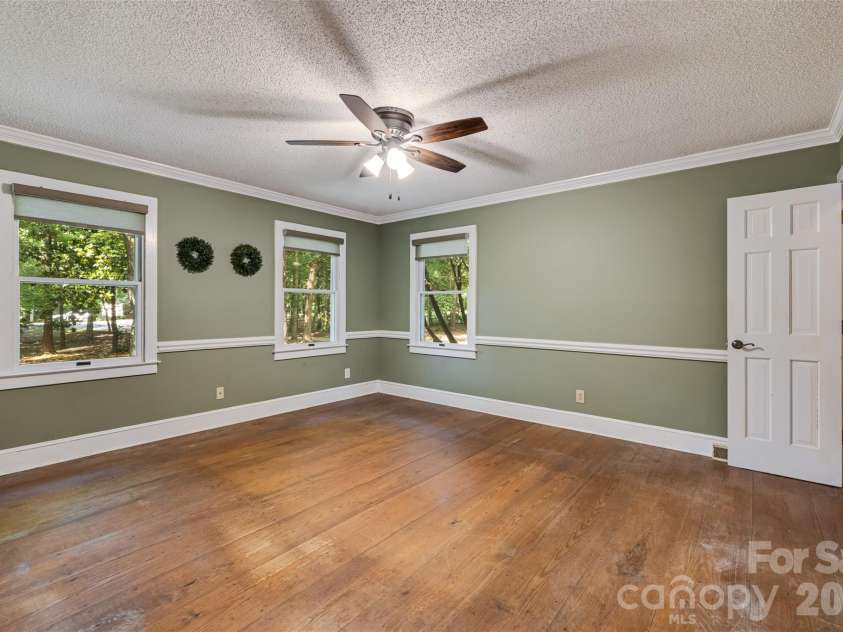121 Kee Court, Waxhaw, NC 28173.  MLS# CAR4376762, YatesRealty ID 21965. 