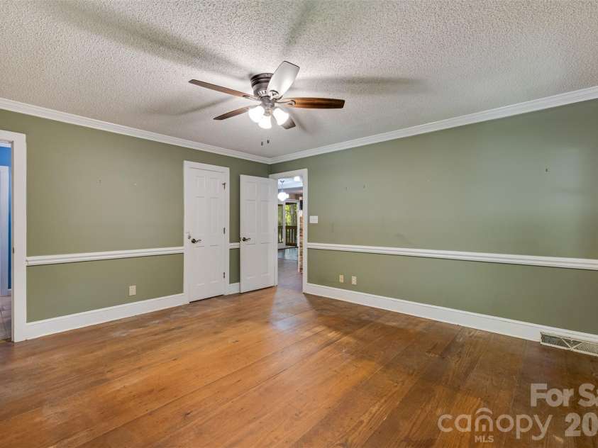 121 Kee Court, Waxhaw, NC 28173.  MLS# CAR4376762, YatesRealty ID 21965. 