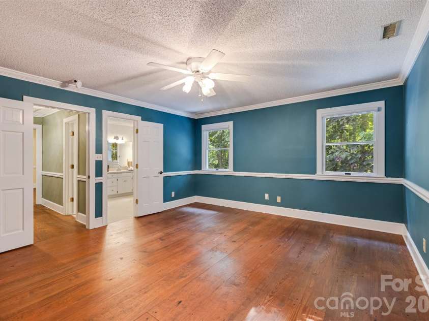 121 Kee Court, Waxhaw, NC 28173.  MLS# CAR4376762, YatesRealty ID 21965. 