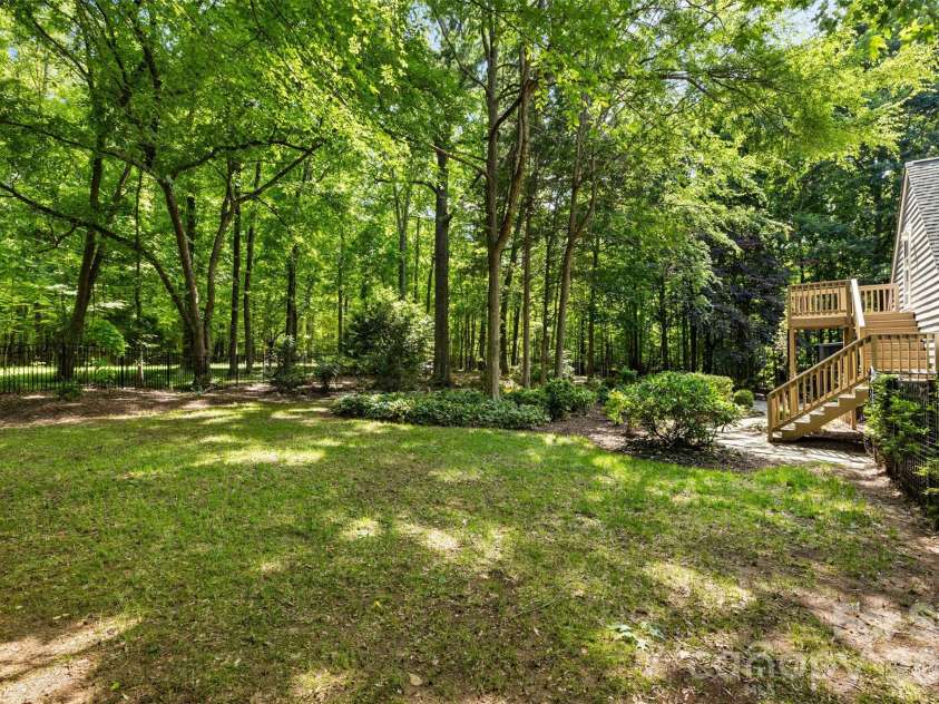 121 Kee Court, Waxhaw, NC 28173.  MLS# CAR4376762, YatesRealty ID 21965. 