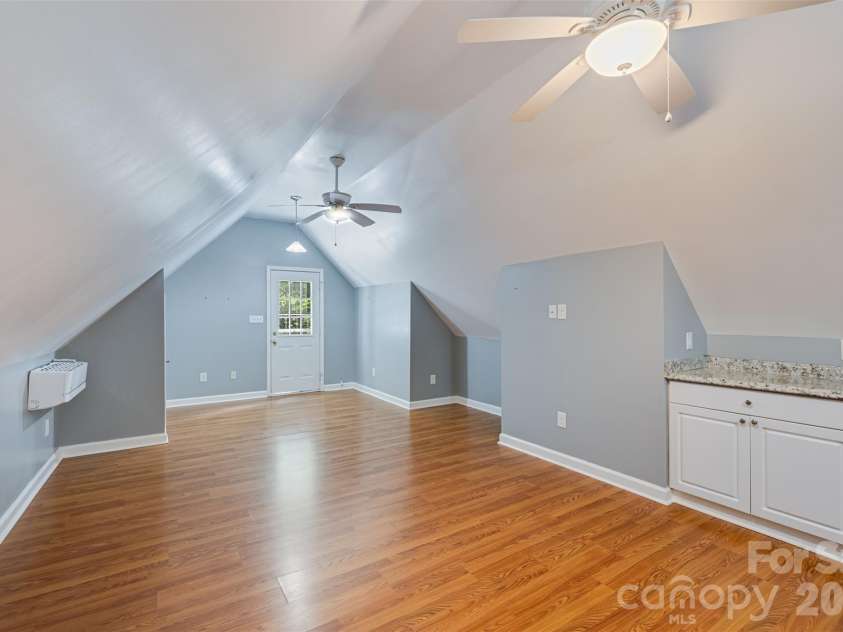 121 Kee Court, Waxhaw, NC 28173.  MLS# CAR4376762, YatesRealty ID 21965. Seperate Apartment