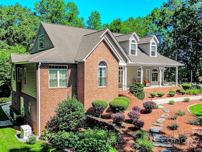 133 Sassafras Hill Drive, Rutherfordton, NC 28139.  MLS# CAR4274225, YatesRealty ID 21966. 