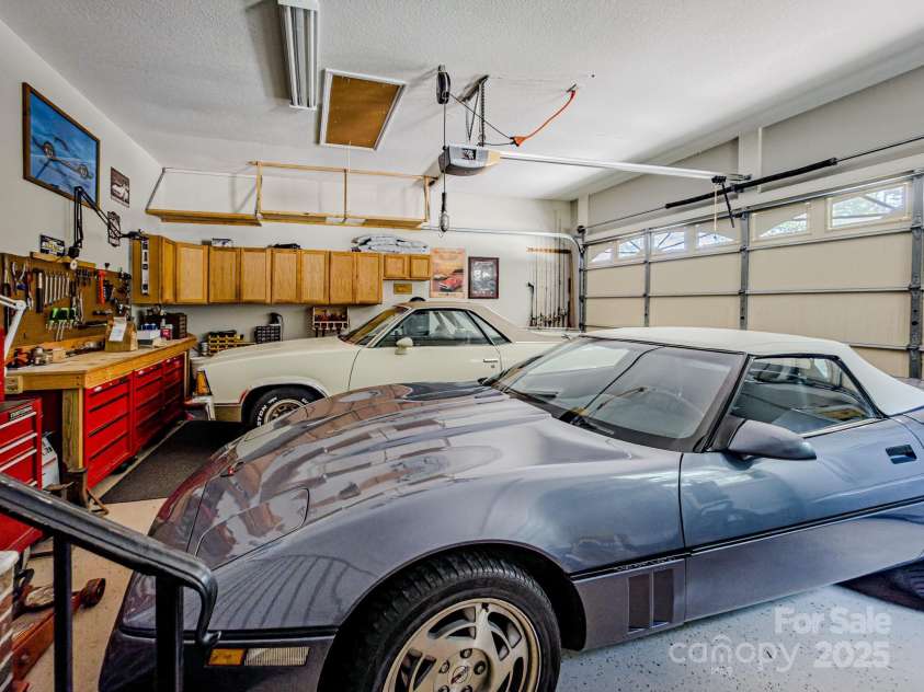 133 Sassafras Hill Drive, Rutherfordton, NC 28139.  MLS# CAR4274225, YatesRealty ID 21966. Garage