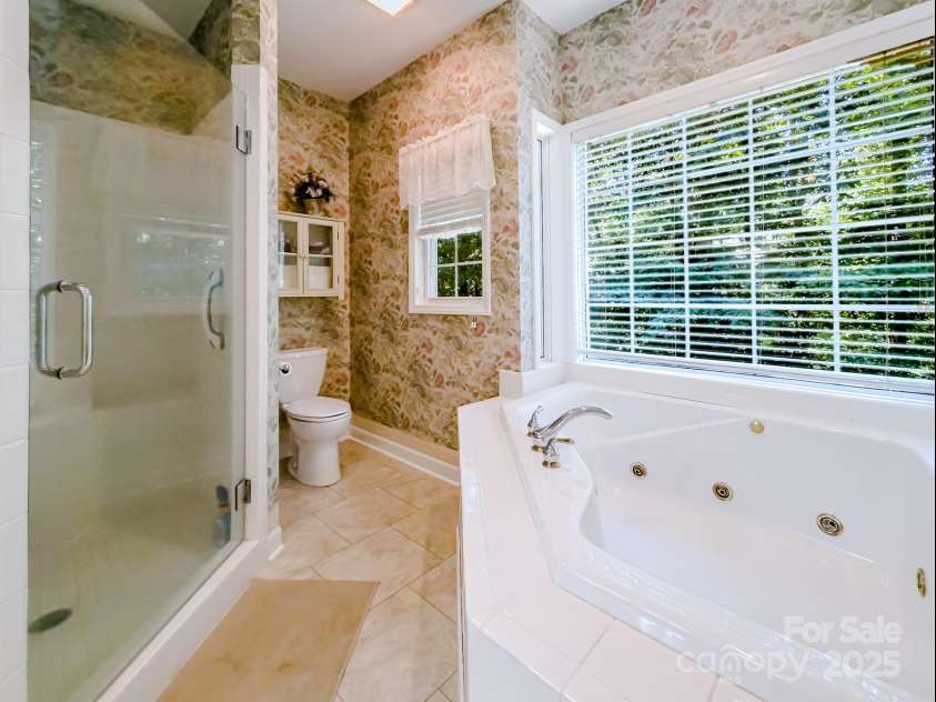 133 Sassafras Hill Drive, Rutherfordton, NC 28139.  MLS# CAR4274225, YatesRealty ID 21966. Primary Bathroom