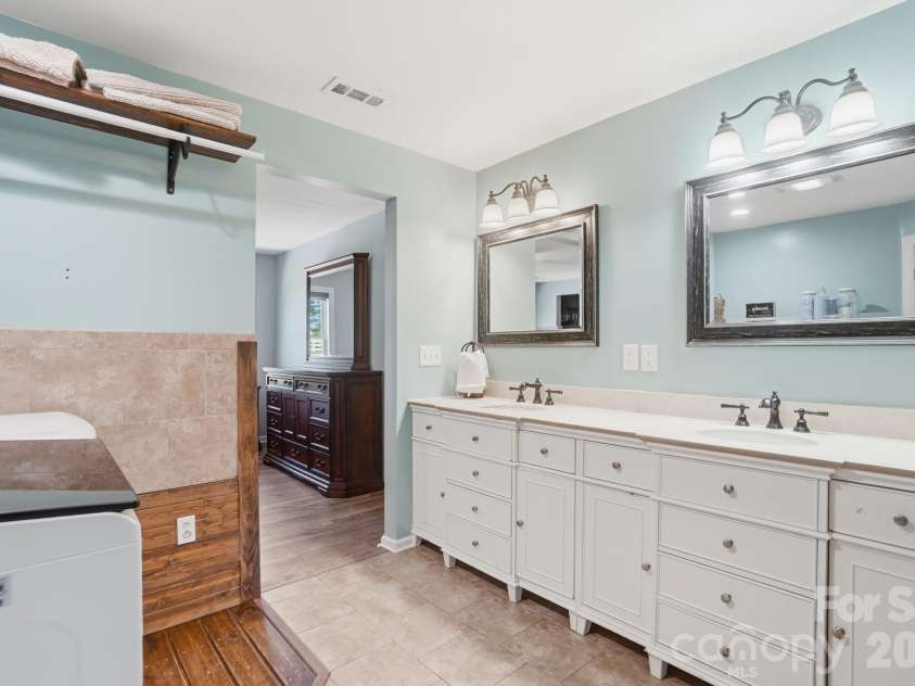 487 Linwood Road, Mooresville, NC 28115.  MLS# CAR4378629, YatesRealty ID 21966. Master bath