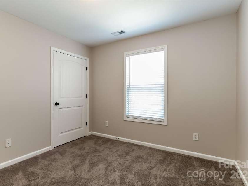 437 Danielle Way, Fort Mill, SC 29715.  MLS# CAR4275030, YatesRealty ID 21968. 