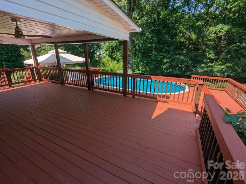 3241 Tanglewood Drive, Rock Hill, SC 29732.  MLS# CAR4364602, YatesRealty ID 21970. 