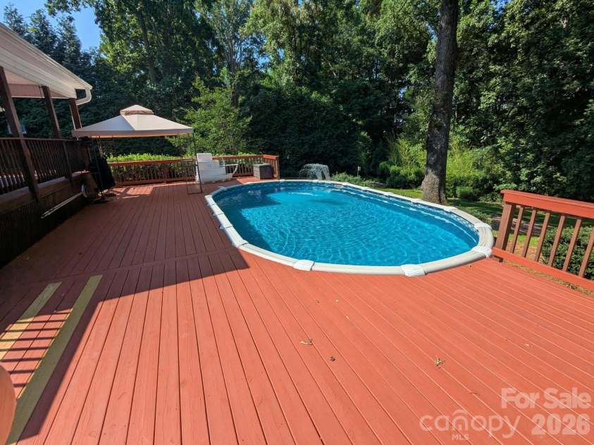 3241 Tanglewood Drive, Rock Hill, SC 29732.  MLS# CAR4364602, YatesRealty ID 21970. 