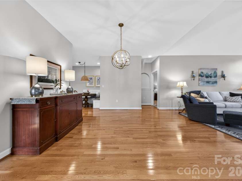 8437 Windsor Ridge Drive, Charlotte, NC 28277.  MLS# CAR4365812, YatesRealty ID 21971. Dining Area