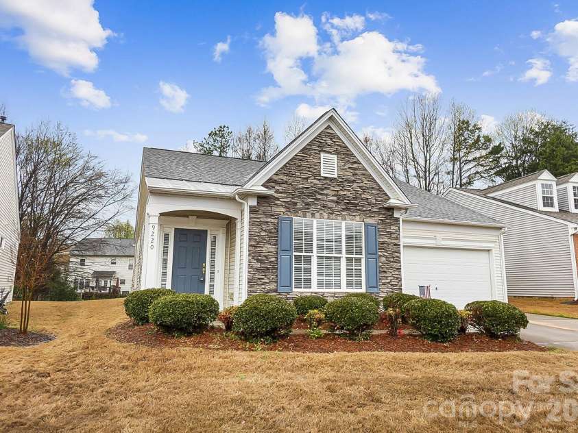 9220 Elrose Place, Charlotte, NC 28277.  MLS# CAR4355766, YatesRealty ID 21973. 